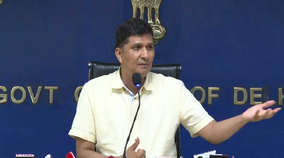 केंद्र सरकार को कोचिंग सेंटर के लिए बनाना चाहिए रेगुलेशन : सौरभ भारद्वाज